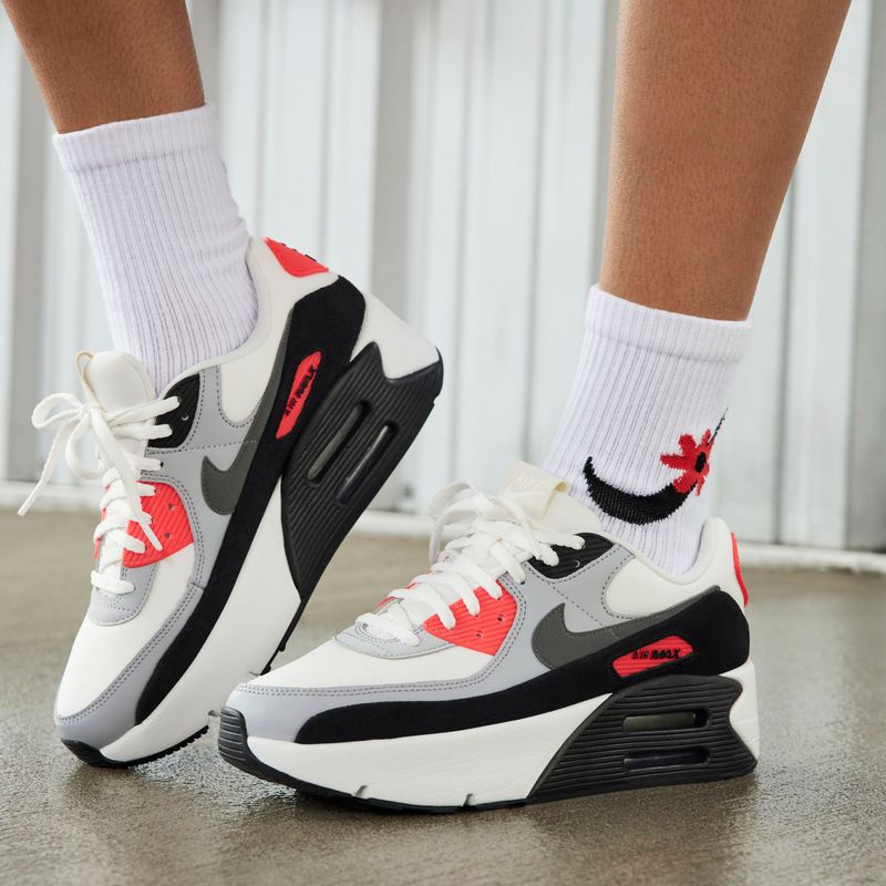 Nike Air Max 90 LV8