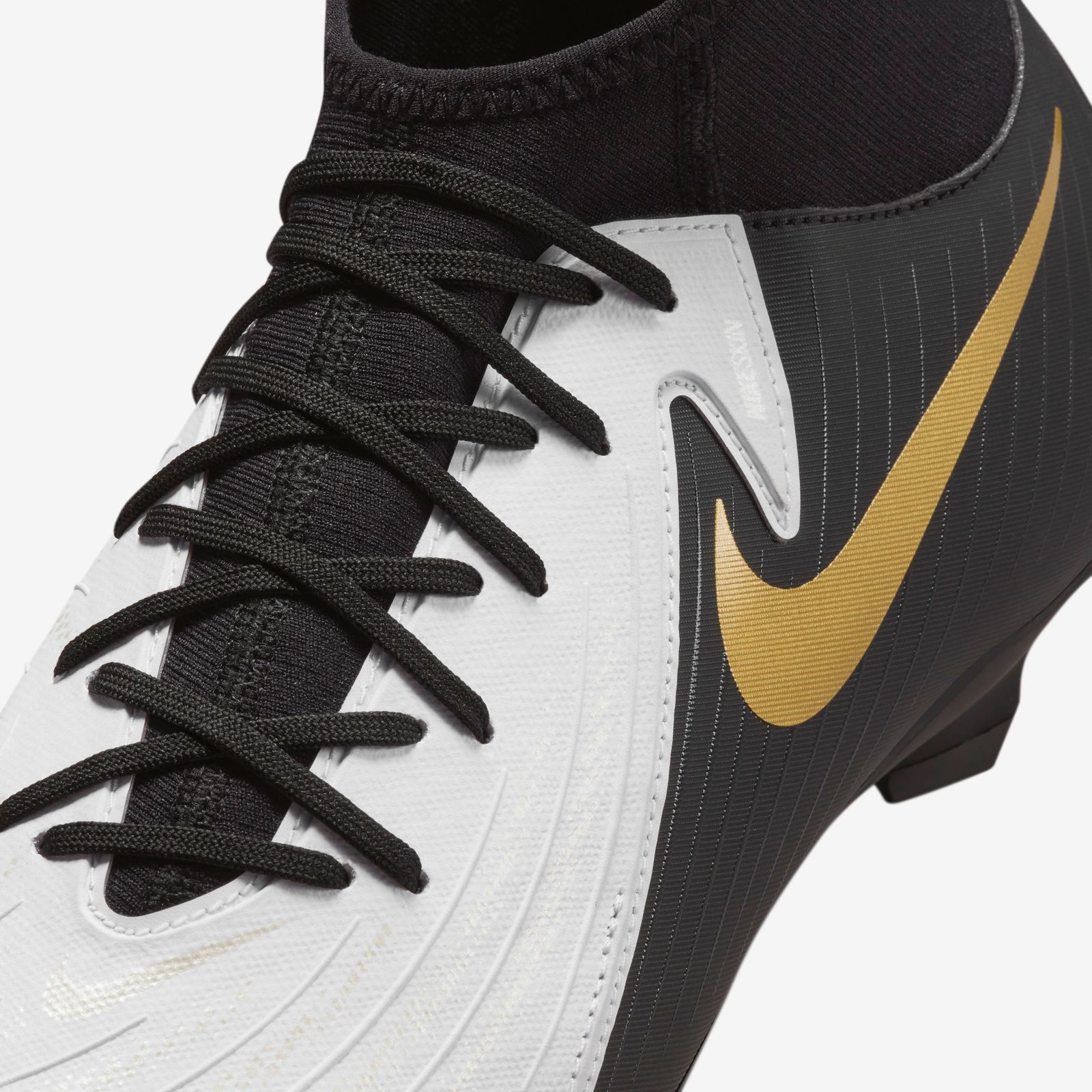 Nike negro con dorado futbol online