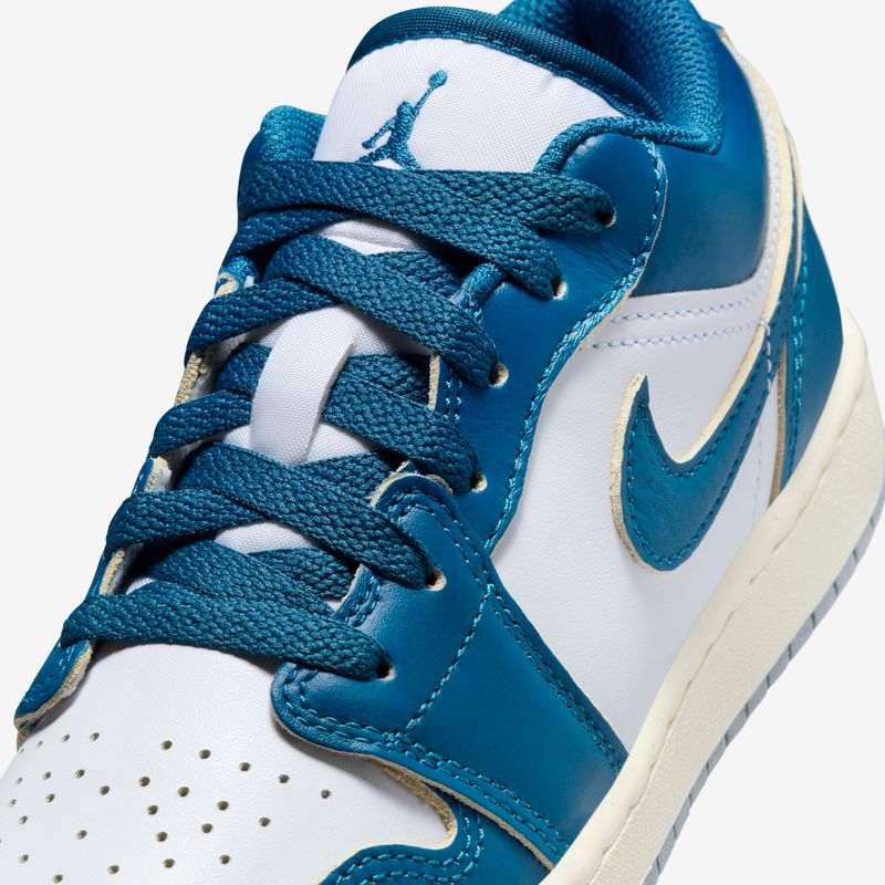 Jordan azul con rojo online