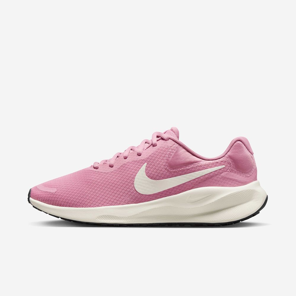 Nike Revolution 7