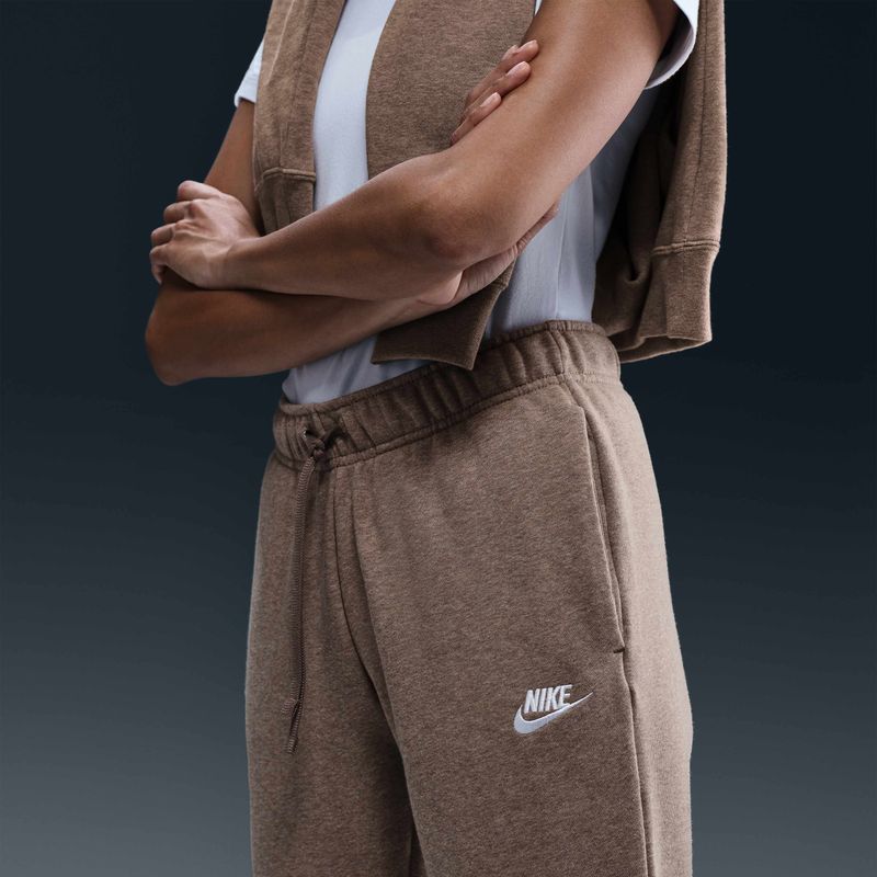 Nike-Sportswear-Club-Fleece